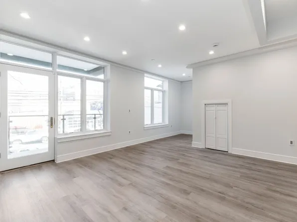 33-64 11th Street image 7 of 24