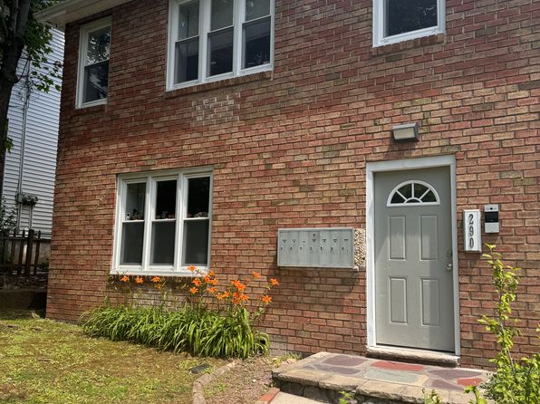 290 N Railroad Ave #1C