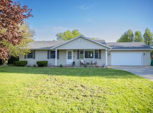 17064 Hawk Ct, Three Rivers, MI 49093