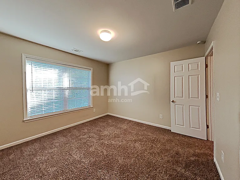 916 Bendleton Dr — Photo 16