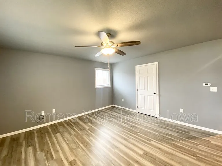 217 E Front St #B — Photo 13