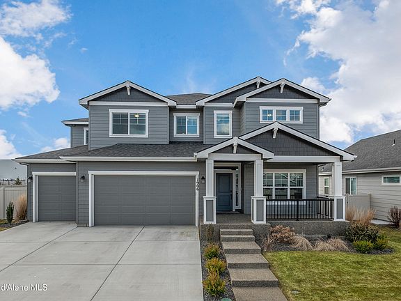 4th image of 1906 W Okanogan Ave