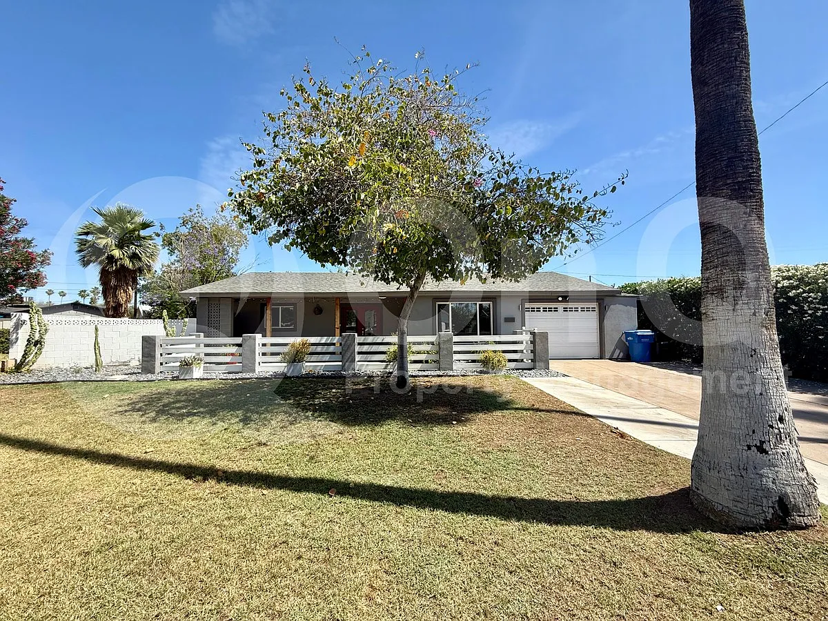 Building Photo - 3553 E Monterosa St