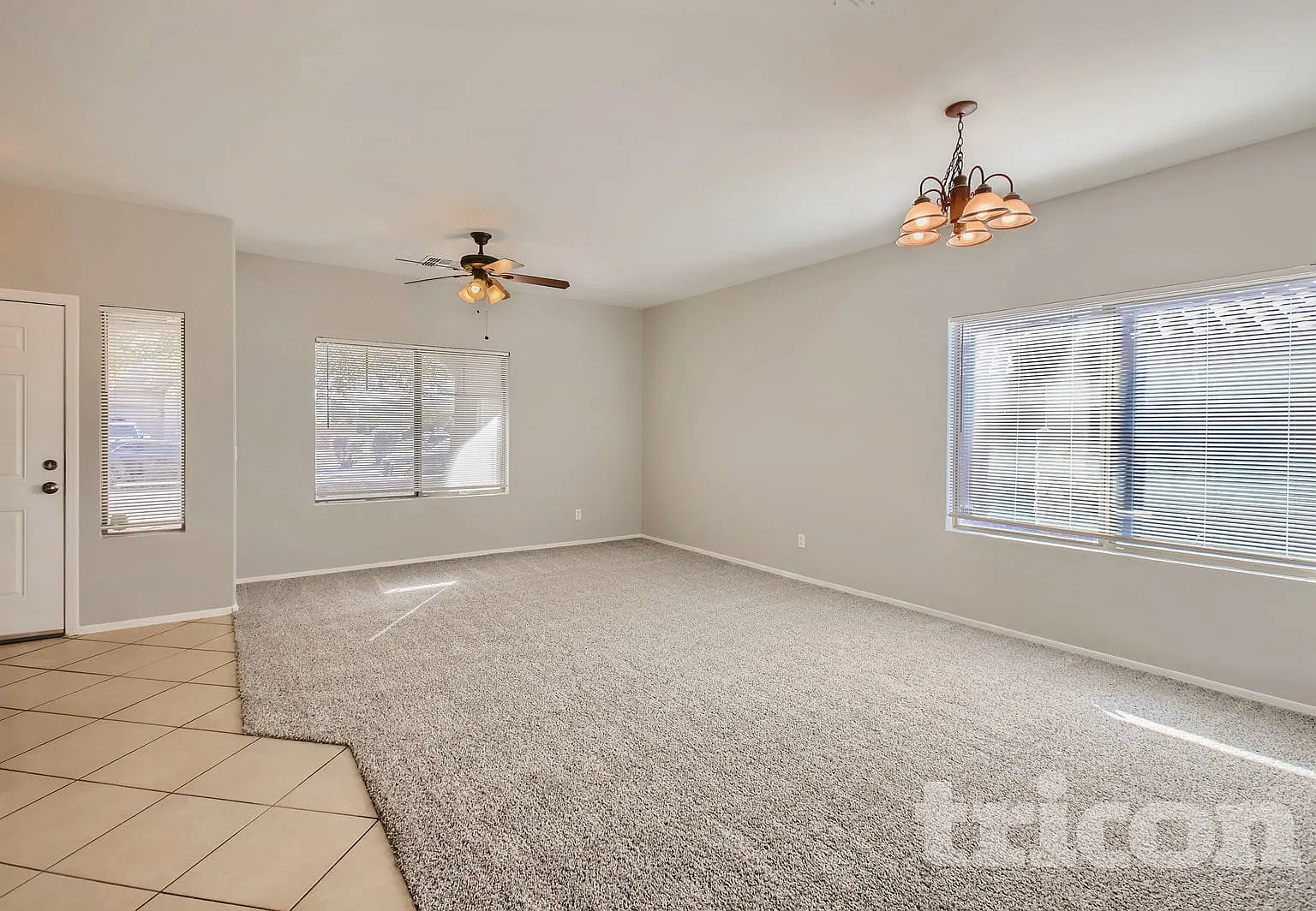 5030 W Glass Ln Phoenix AZ — Photo 3