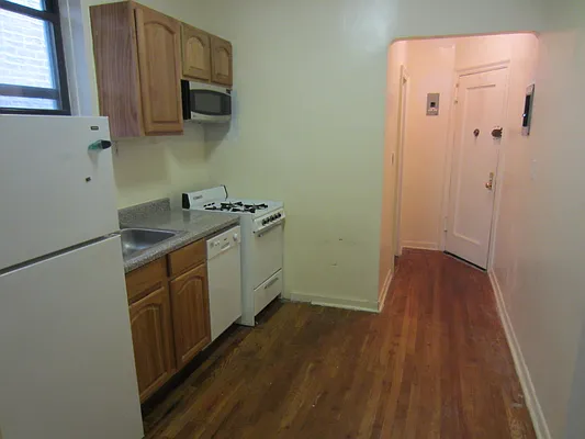 Rented by Majesty Management | media 22