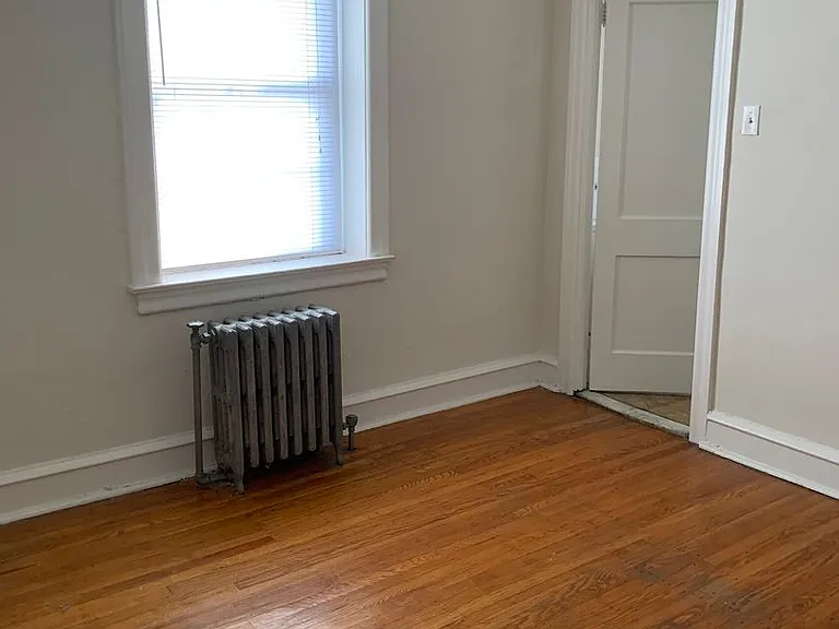1333 Darby Rd — Photo 7