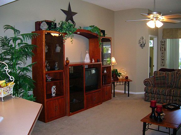 3rd image of 4815 Portobello Cir