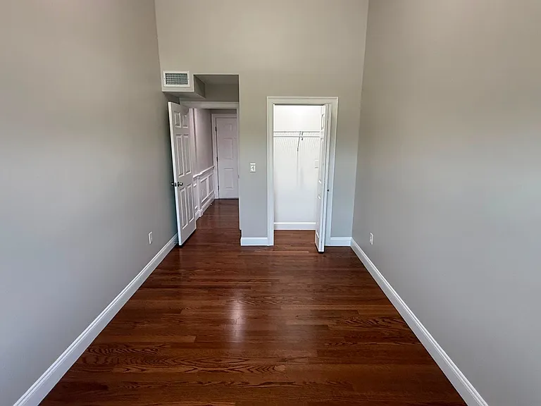 233 Magill Dr — Photo 18