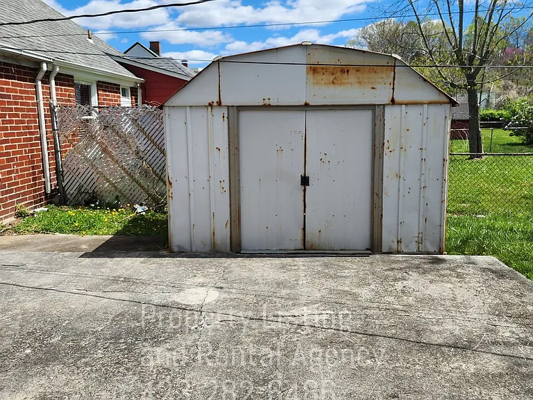 322 Cherokee Village Dr — Photo 8