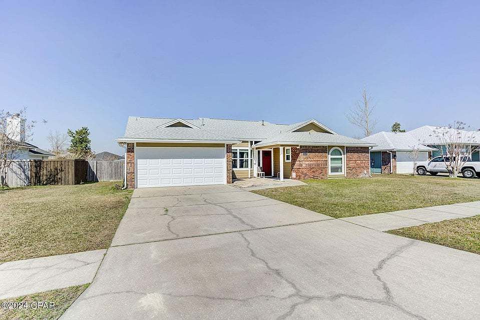 1st image of 8107 Heritage Woods Ln