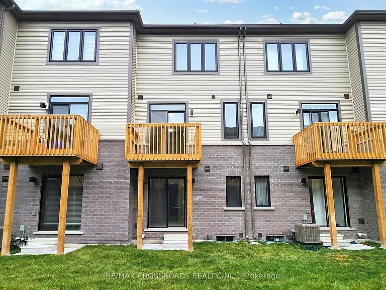 781 Kootenay Path — Photo 31