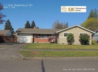 1124 Garfield St, Enumclaw, WA 98022