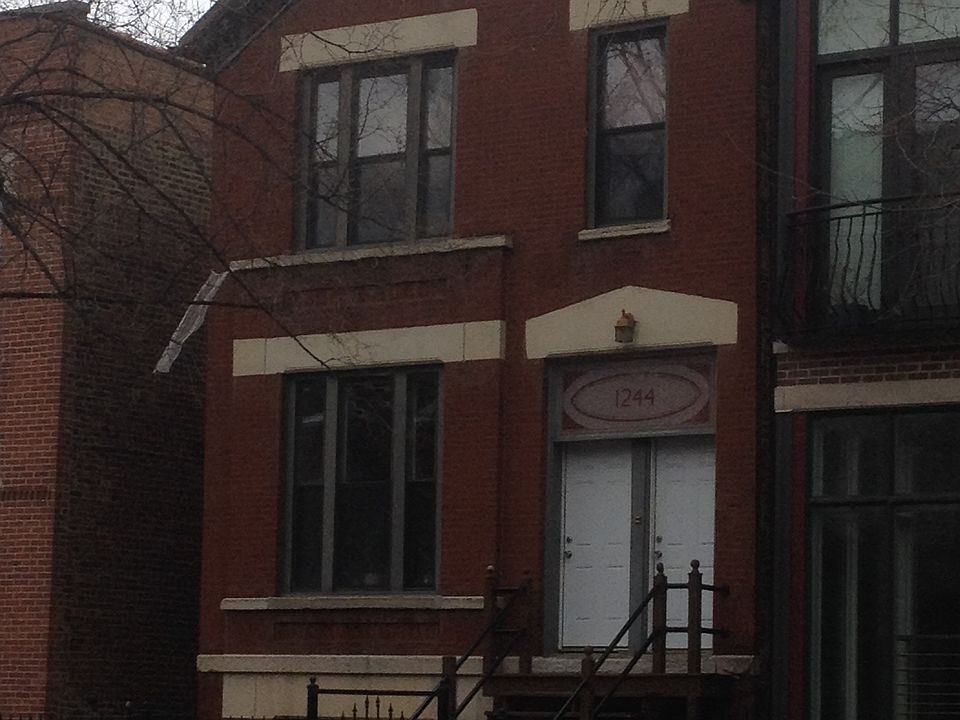 1st image of 1244 N Wolcott Ave #3