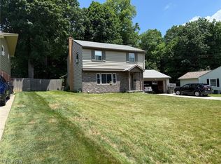 3330 Kingston Ln, Youngstown, OH 44511