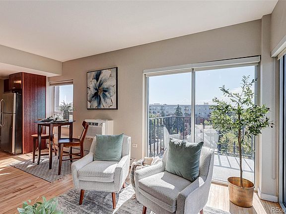 3rd image of 1150 Vine Street #1002