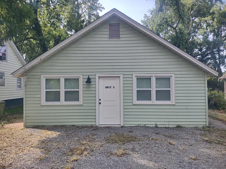 143 Morrison St #1 — Photo 1