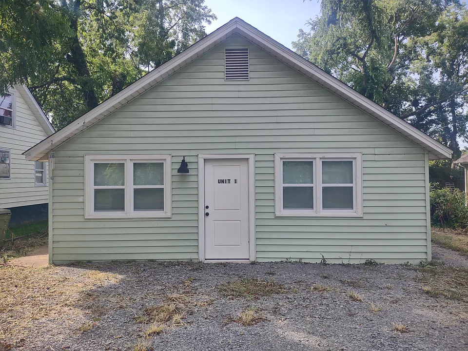 143 Morrison St #1
