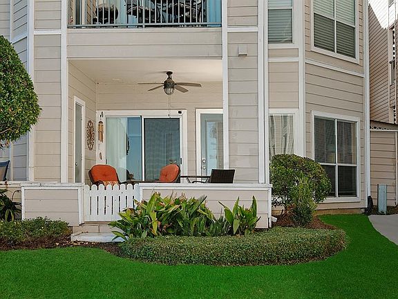 4th image of 12800 Melville Drive #A114