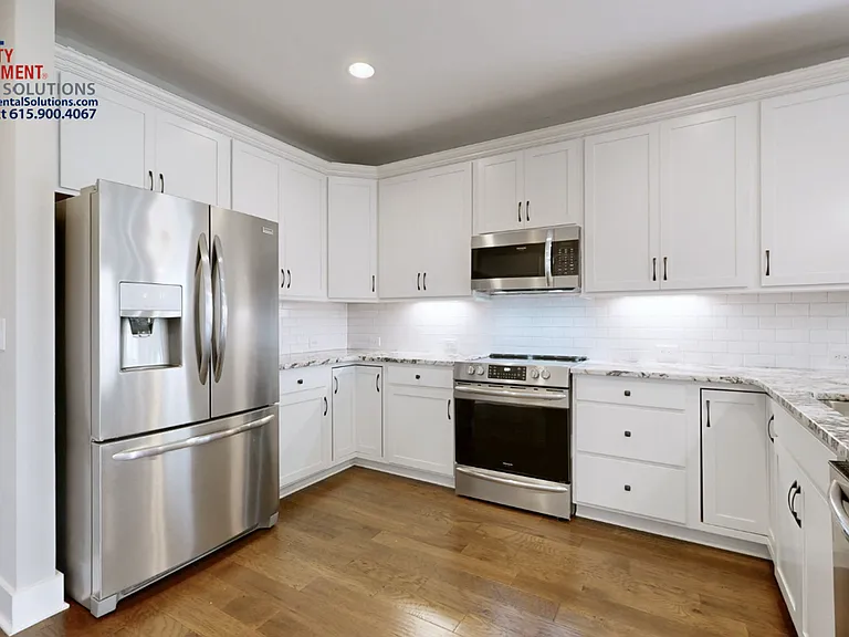 4302 Peacemill Ln — Photo 9