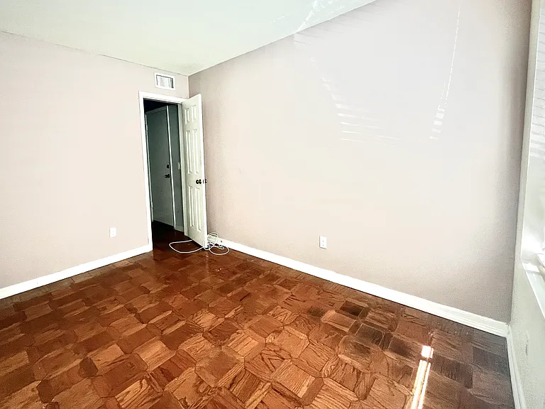 5152 Dunbar Dr #A — Photo 2