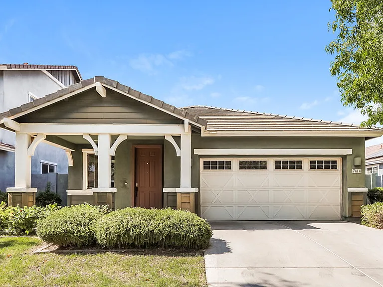 7414 E Onza Ave — Photo 1