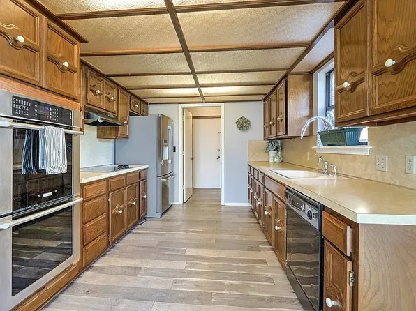 3105 S Chestnut Ave, Broken Arrow, OK 74012