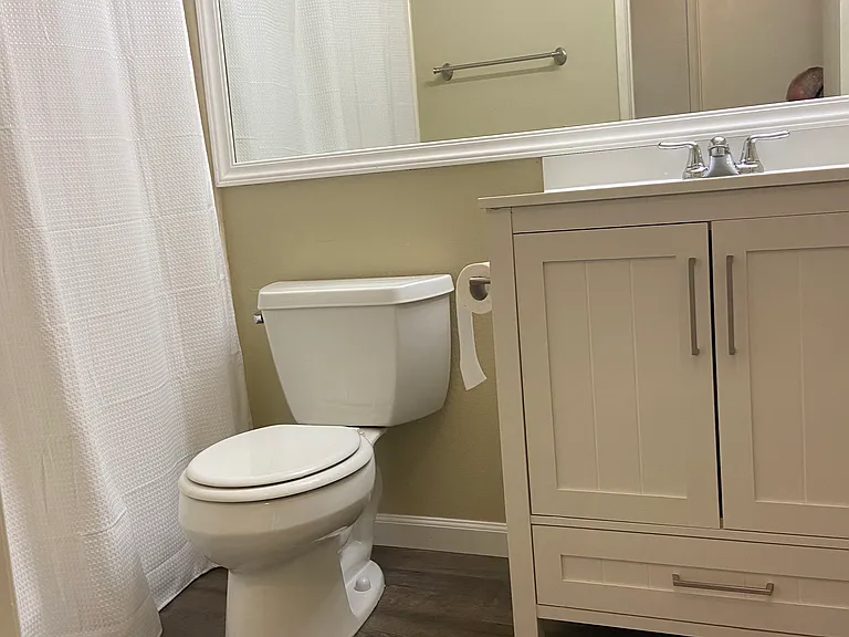 2240 Garnet Ave #8 — Photo 9