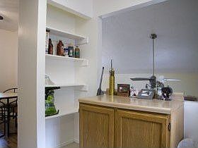 4th image of 304 E Park Creeke Ln