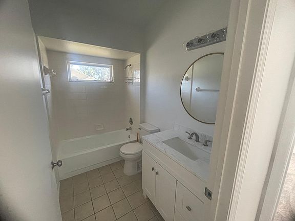 3rd image of 8601 Primrose Dr