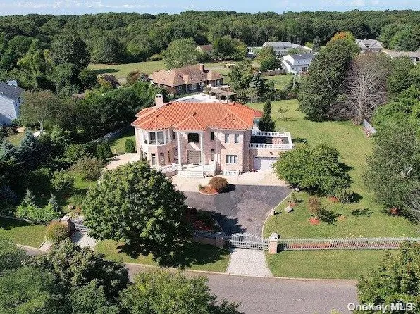 2230 Cedar Drive, East Marion, NY 11939