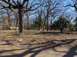 102 Timber Rd, Mabank, TX 75156