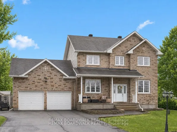 8044 Craig Farm Dr, Ottawa, ON K0A 2P0