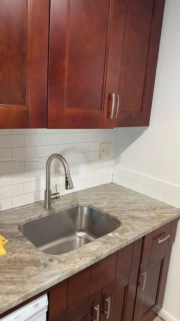 Ramblewood East Condo — Photo 4