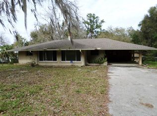 5803 W Riverbend Rd, Dunnellon, FL 34433