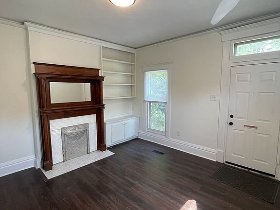 3rd image of 299 Reinhard Ave #1