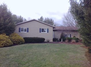 7765 Garman Rd, Burbank, OH 44214