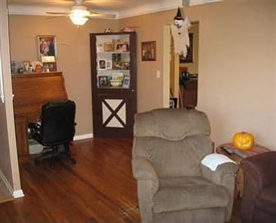 5th image of 6745 Royalwood Rd