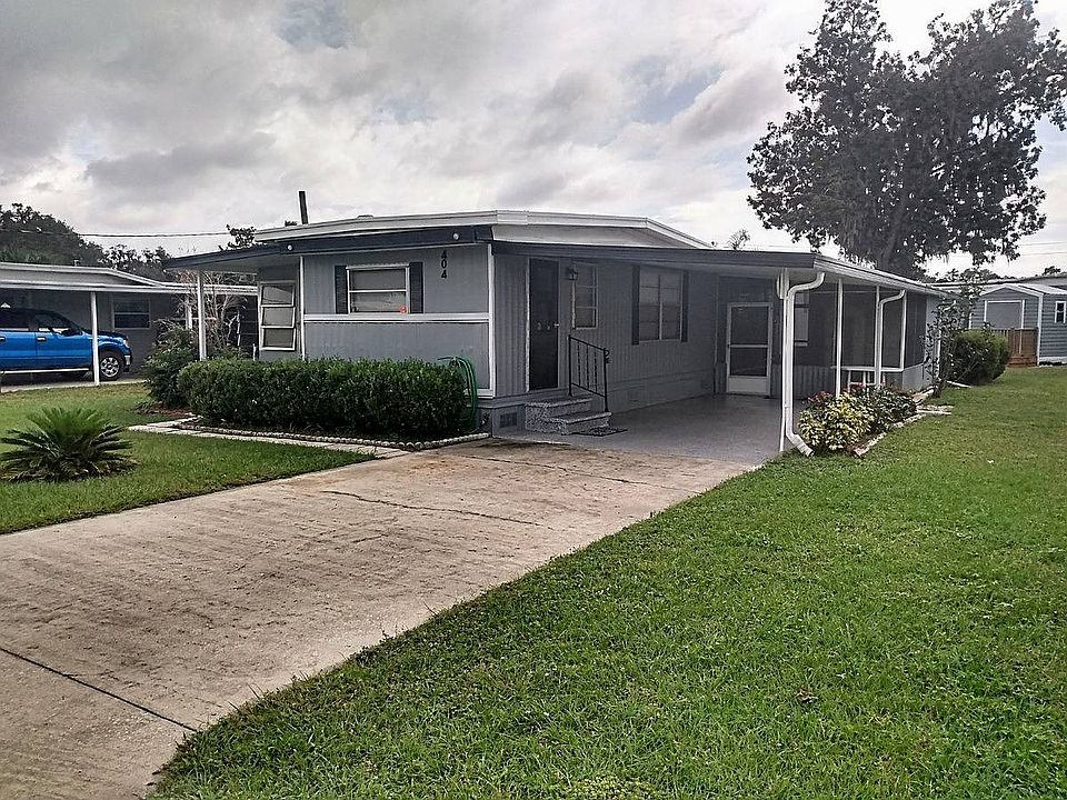 1st image of 404 Oak Dr
