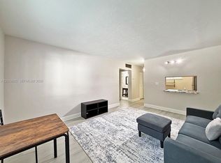 8601 SW 68th Ct APT 5, Miami, FL 33143