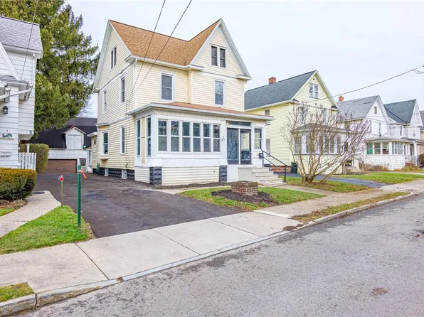 309 E Commercial St, East Rochester, NY 14445