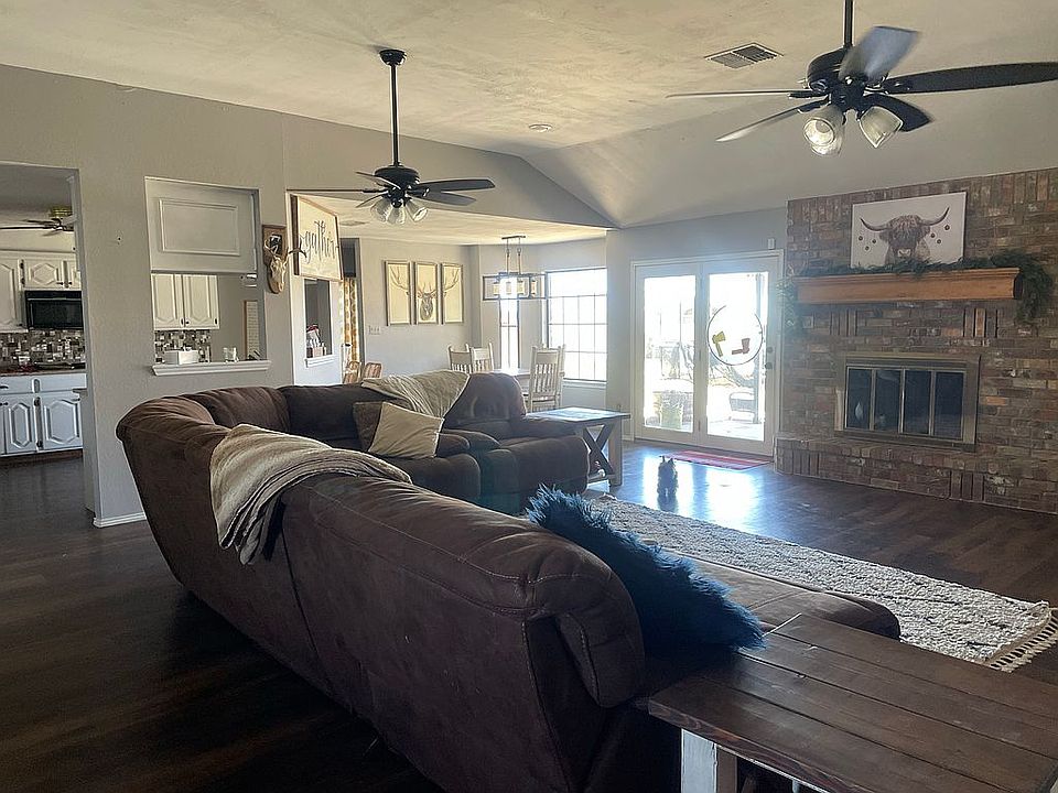 1st image of 702 Santa Fe Dr