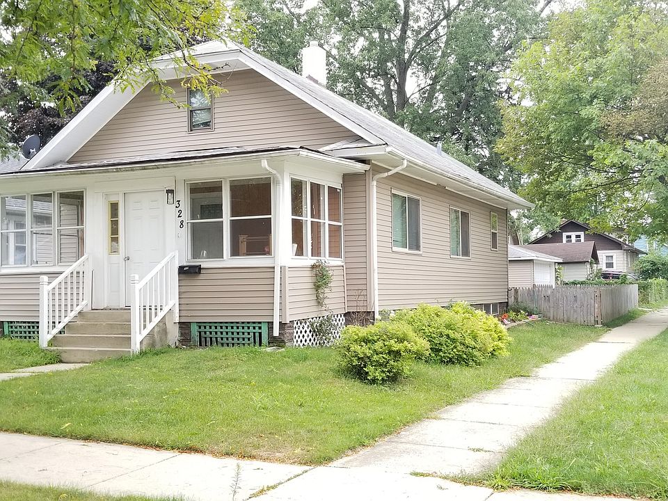 328 N Trask St Aurora IL 60505 Zillow