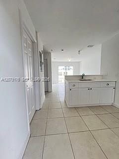 1st image of 1613 NW 16th Ave APT 203