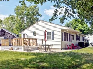 100 Hull St, South Kingstown, RI 02879