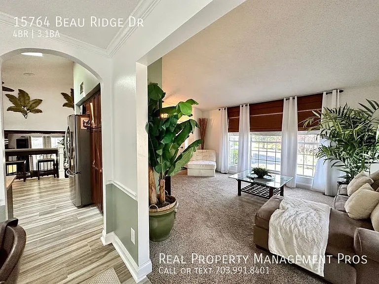 15764 Beau Ridge Dr — Photo 11