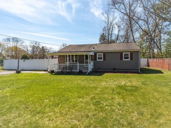 77 Jensen Cir, West Springfield, MA 01089