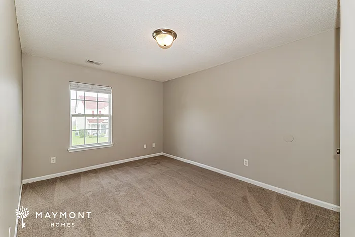609 Green Pasture Ct — Photo 12