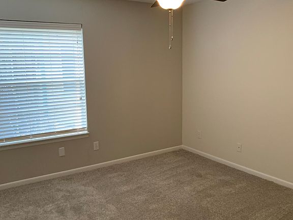 2nd image of 3811 Holland Ave