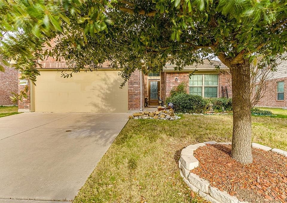 1st image of 812 Misty Oak Trl