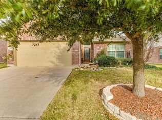 812 Misty Oak Trl, Burleson, TX 76028